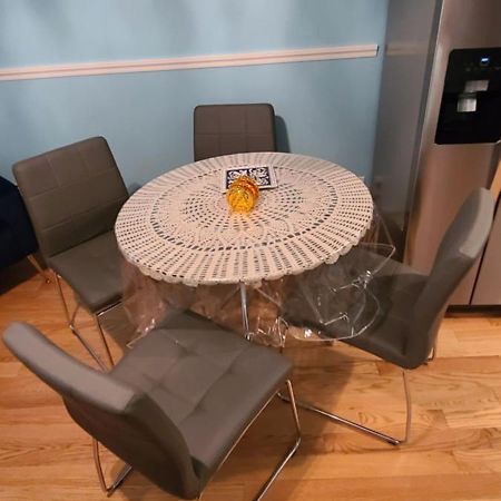 Private 1 Bedroom In Бостон Экстерьер фото